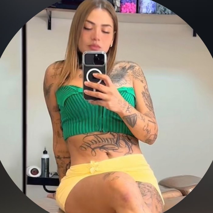 Mary Santiago, tatuadora em Londrina-PR